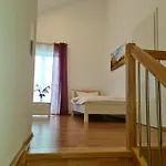 Apartment Gaestehaus Staudenschloss