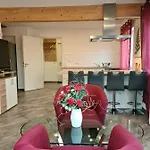 Apartment Gaestehaus Staudenschloss