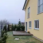 Gaestehaus Staudenschloss *