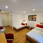 Gaestehaus Staudenschloss Apartment Mickhausen