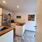 Apartment Gaestehaus Staudenschloss Mickhausen