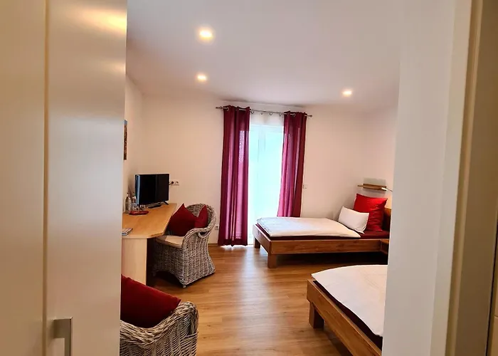 Апартаменты Gaestehaus Staudenschloss